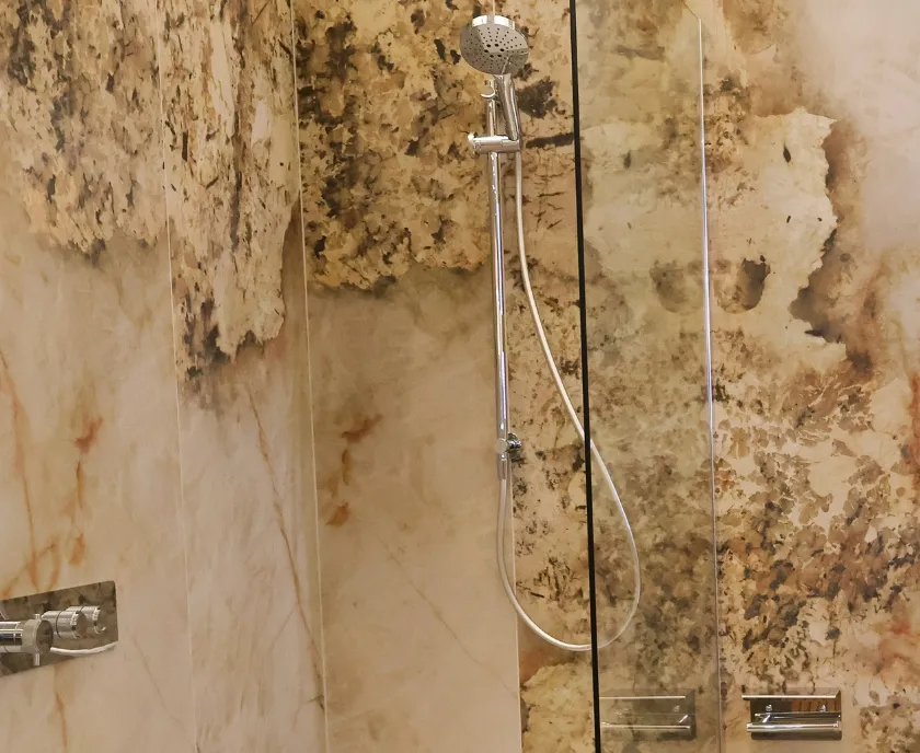 Statement Surfaces with Restrained Fittings